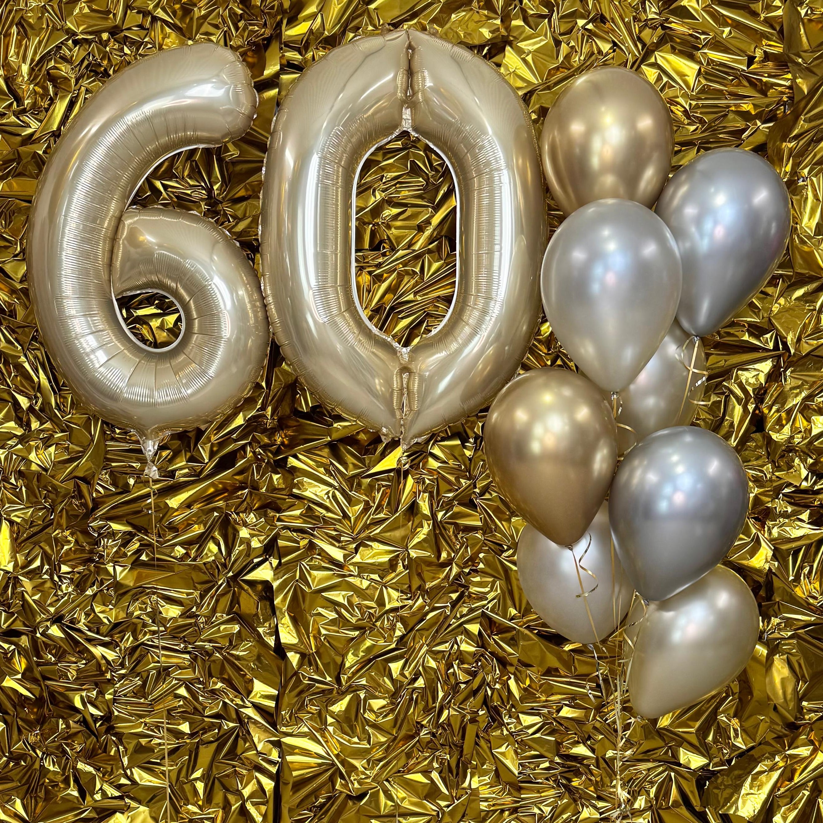 2 Numbers with 8 Metallic Latex Bouquet