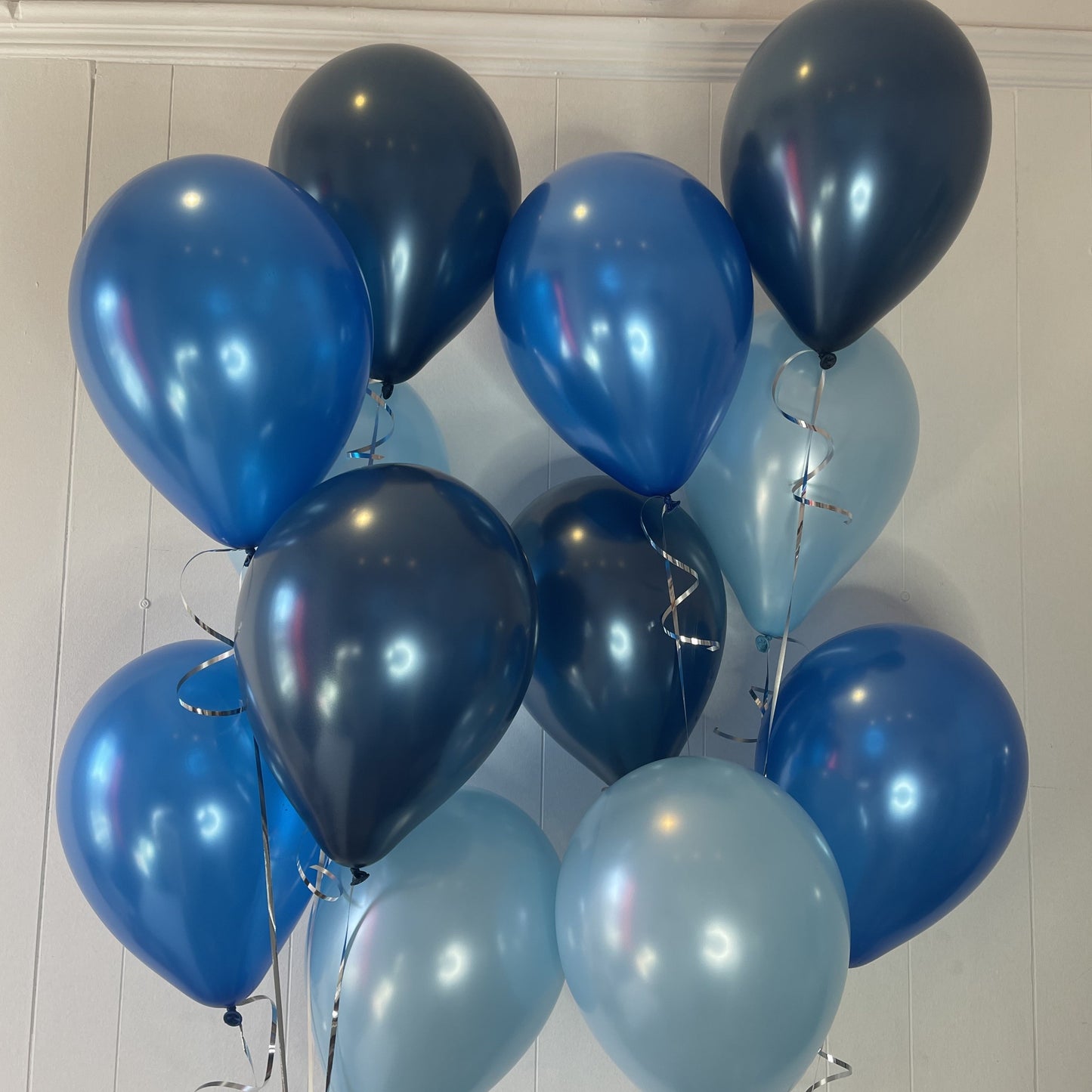 3 shades of blue - 12 x 28cm latex balloons
